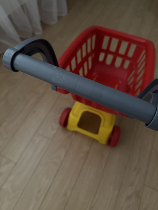 Продам детские каталки для игрушек