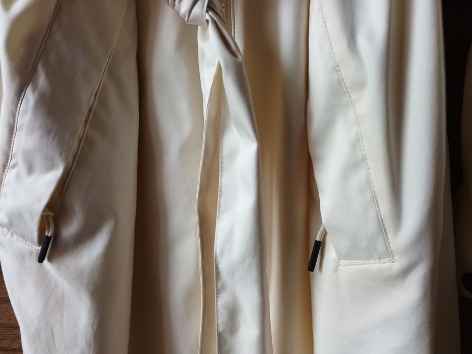 Оригинален дамски тренч NIKE, размер S