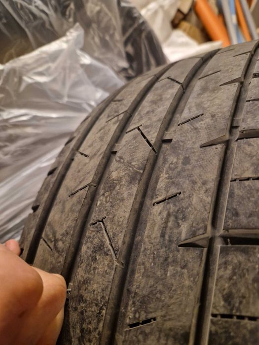 Китайски гуми Спорт пакет предни 245 45 20 задни 275 40 20