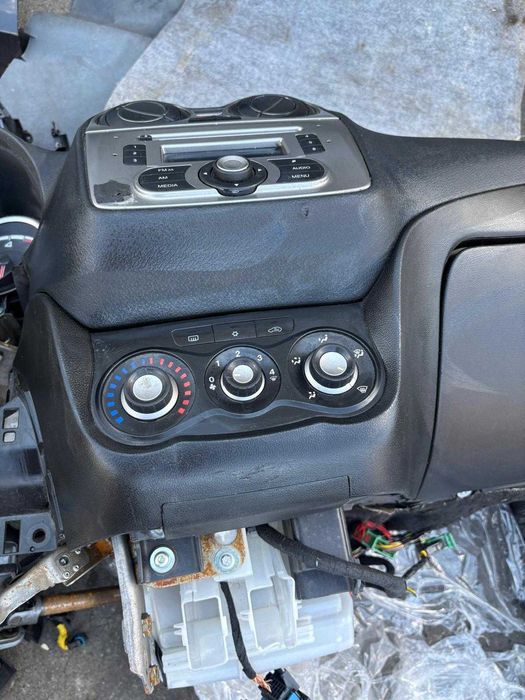 Plansa bord Alfa Romeo Mito  cu airbag-uri  2012
