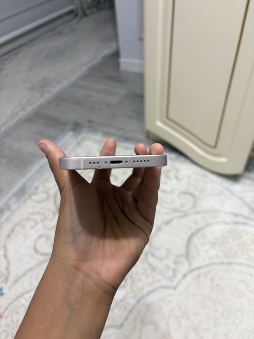 Обменяю iPhone 13 на выше