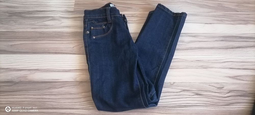 Джинсы на девочку