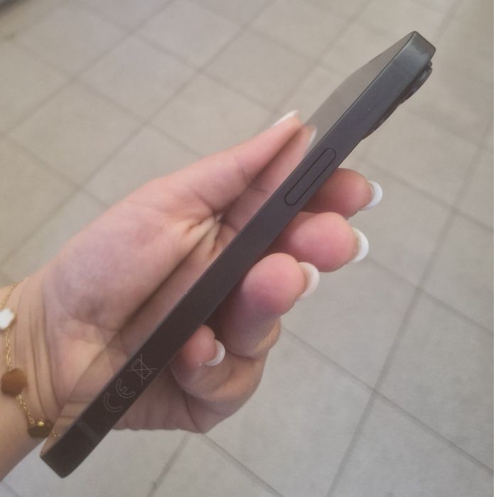 iPhone 14 128GB midnight