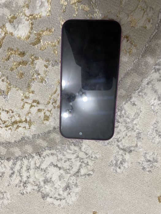 Продам Iphone 16 128гб розового цвета