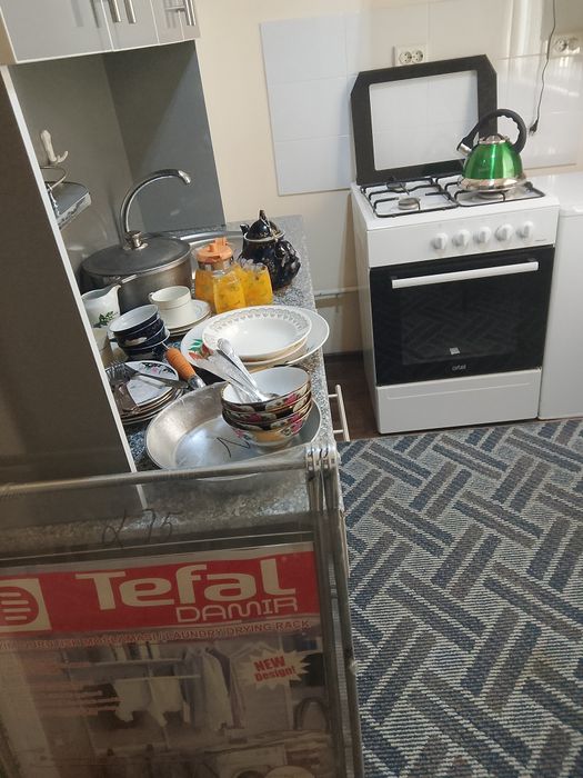 Ижарага 1 хона 1-этаж Икар 250$ Намозхон оила учун (6-ҳаммом)