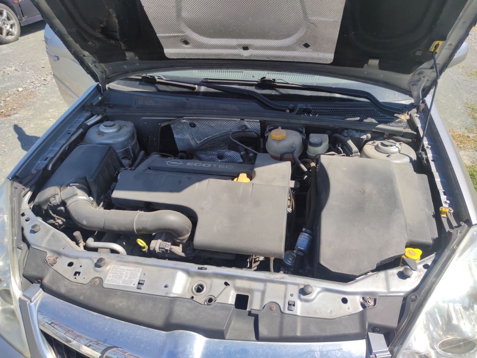 Опел Вектра Ц 2.2 155к.с директ комби НА ЧАСТИ / Opel Vectra C 2.2 155