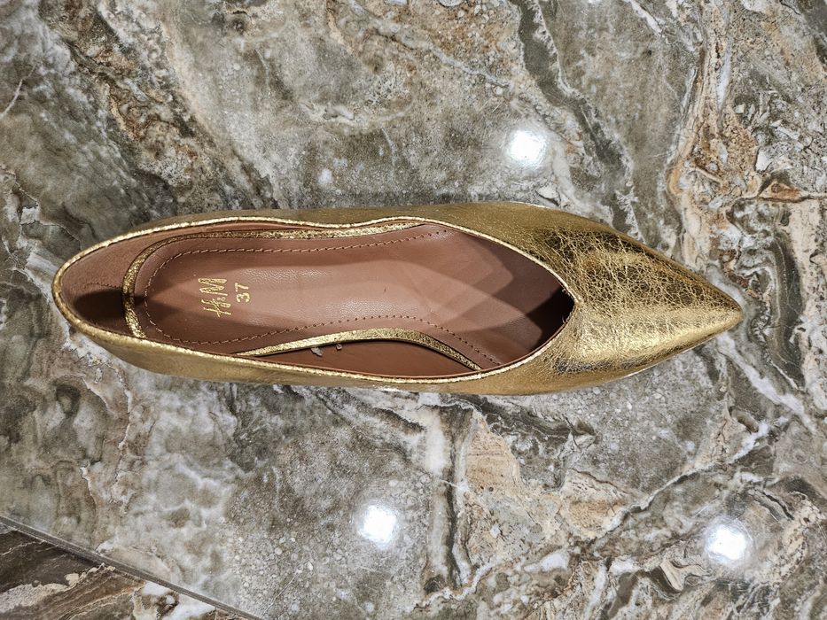 Златни, дамски, естествена кожа официални обувки