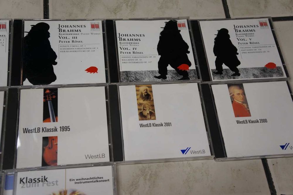 Оригинални компакт дискове класическа музика