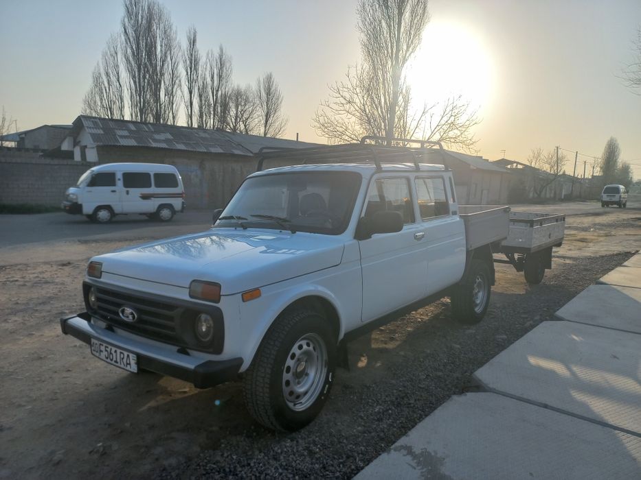 Lada Niva  Pikap
