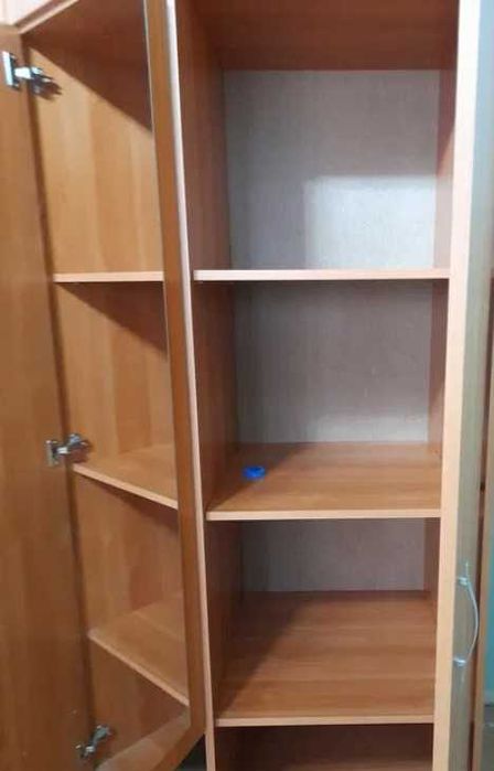 Голям трикрилен гардероб с надстройка и чекмеджета 289лв!!!