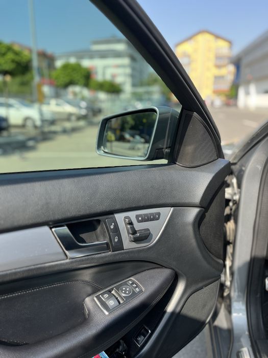 Mercedes Benz c220 coupe