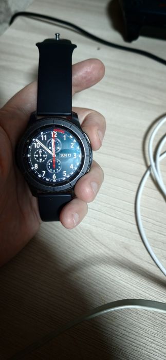 Смарт часы Samsung Gear S3 Frontier