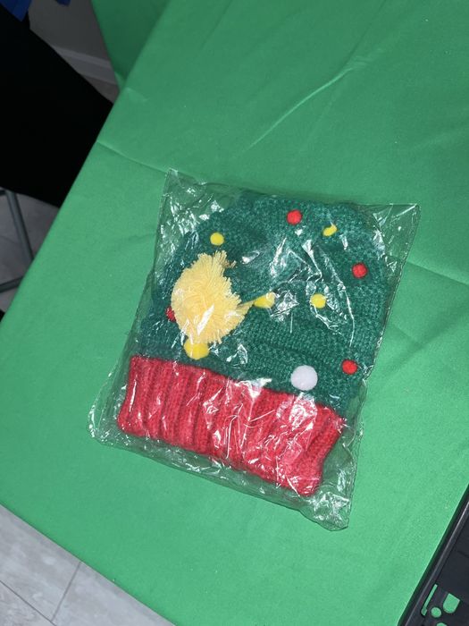 Шапка новогодняя