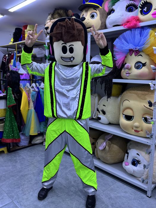 костюм Роблокс в Аренду