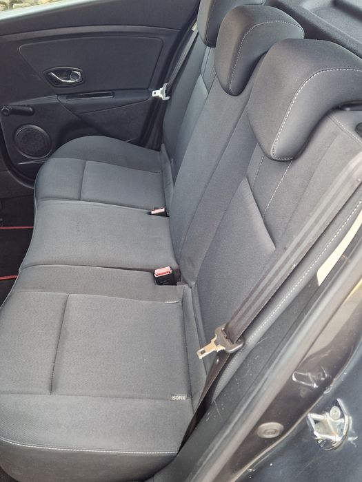 Renault Megane 1,6 benzina an 2012