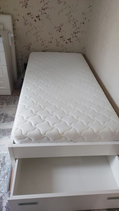 Продам кровать, односпальную