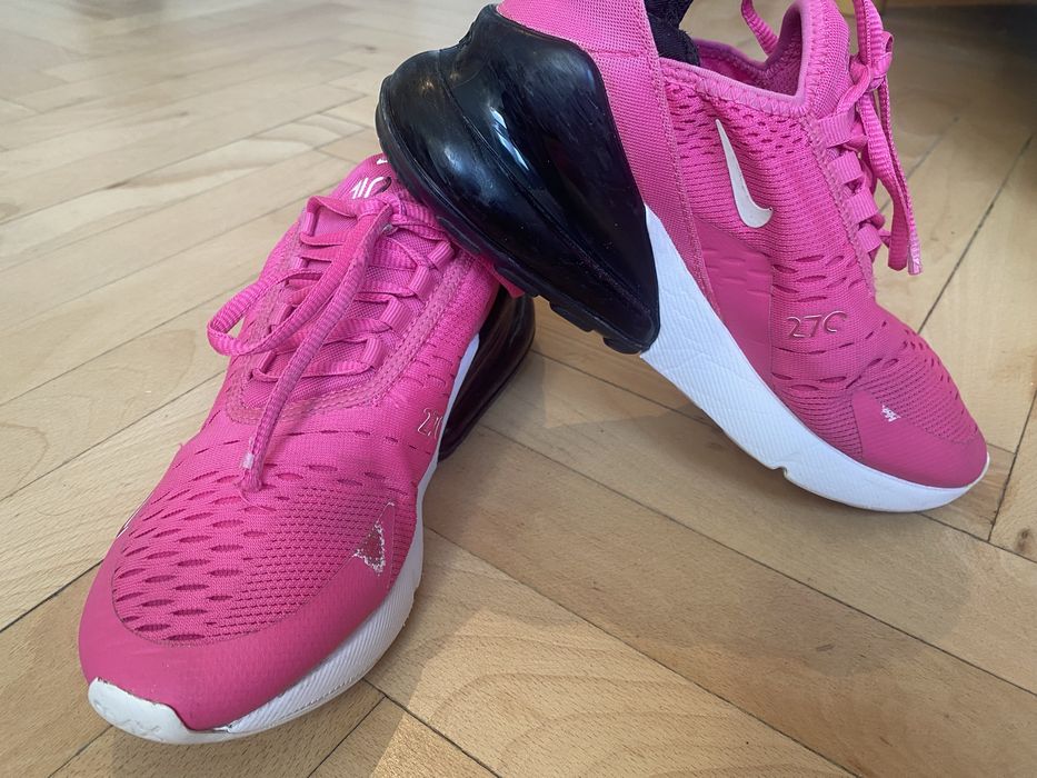 Маратонки nike розови