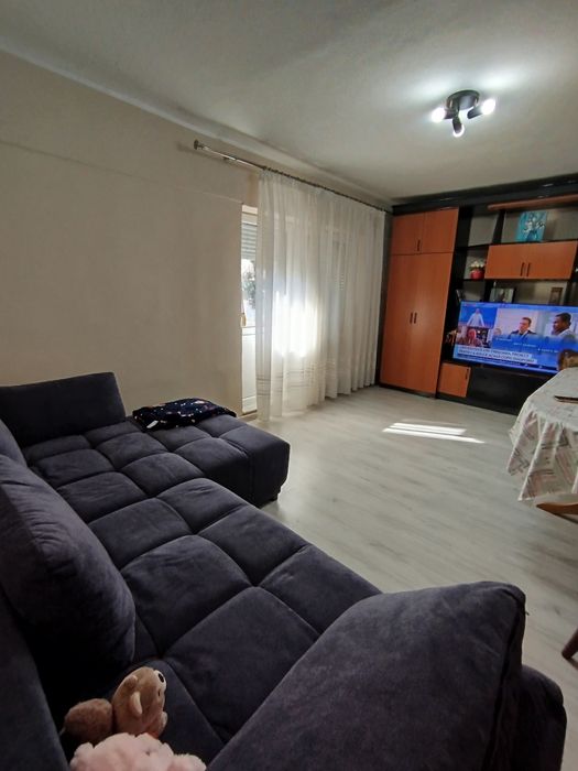 Apartament 3 camere Carpați 2 etaj 1