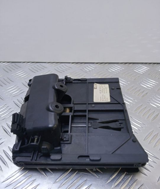 Scrumiera 4f1857951c Audi A6 4F/C6 (facelift) seria