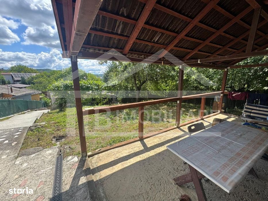 Casa cu 3 camere, 2300mp teren, zona SubPadure