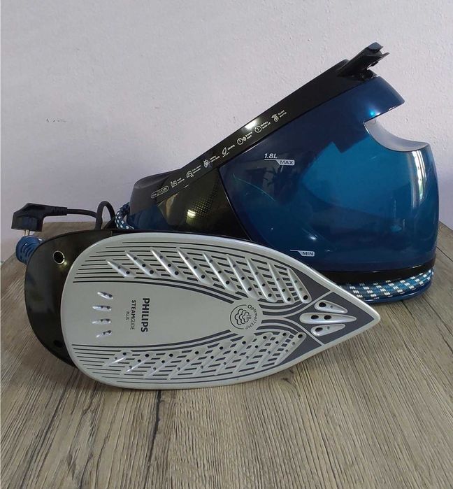 Парогенератор PHILIPS GC8735/80