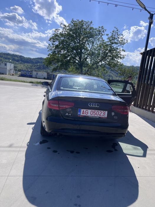 Audi A4 B8 an2012