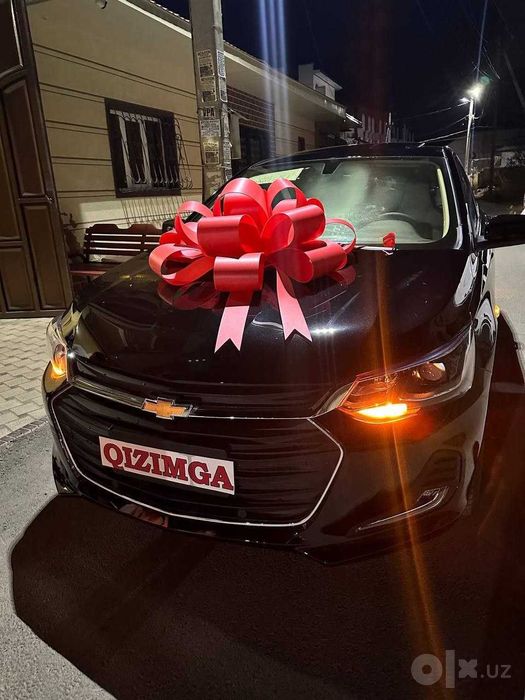 Машинага бантик катта бор  аренда автобант
