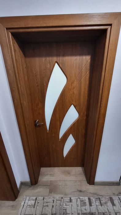 Интериорна врата