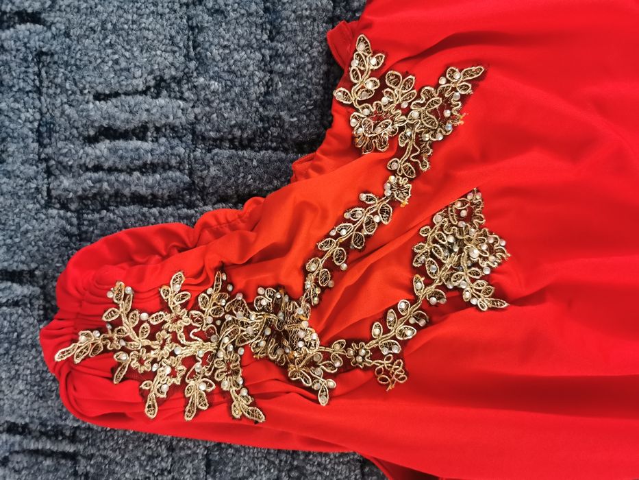 Vand schimb Rochie atmosphere roșie 36