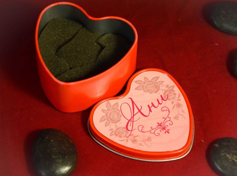 Лазерно гравирана метална кутийка за бижута