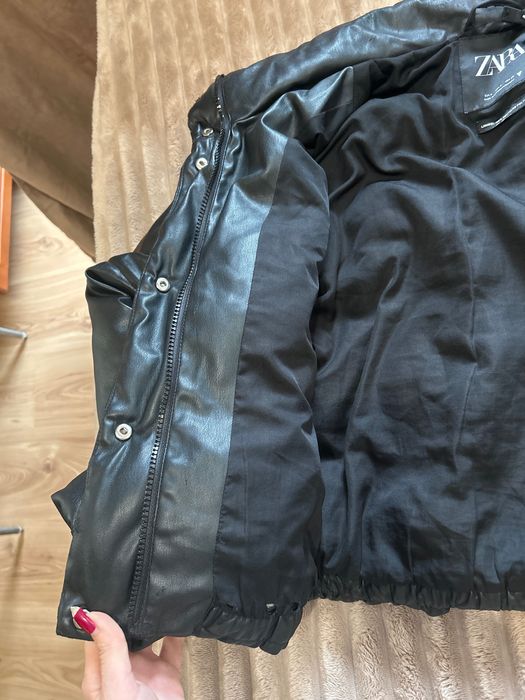 Продавам! Дамско кожено яке