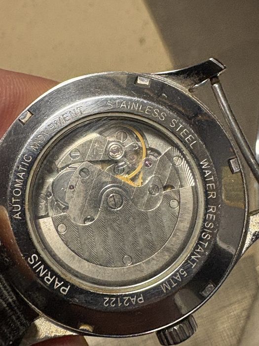 Механичен часовник Parnis