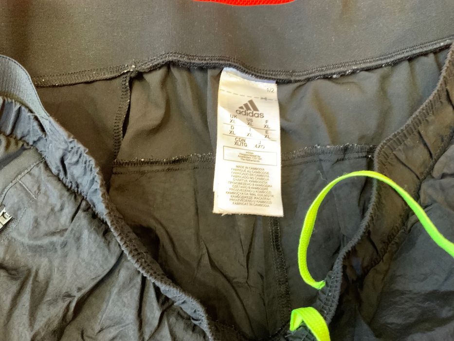 Adidas-оригинална  долница 50 л