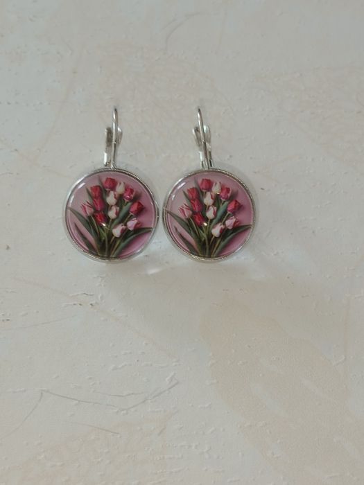 Продавам нови обеци