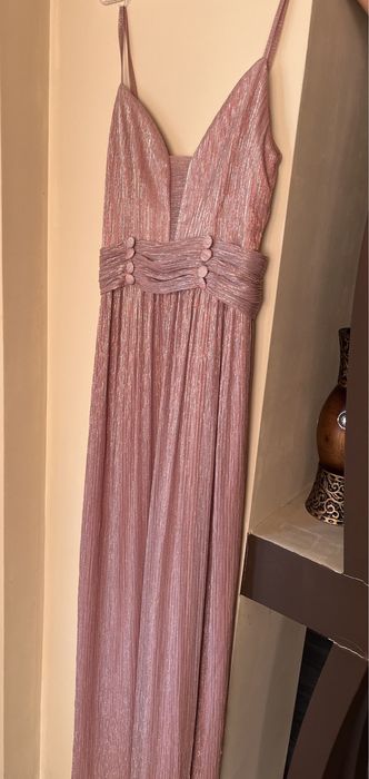 Официална рокля