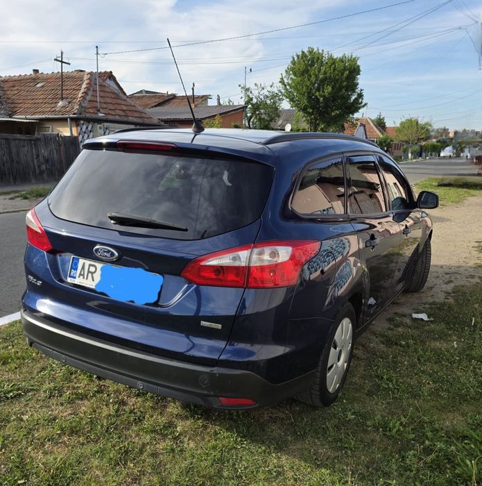 Ford Focus an 2013 1.0