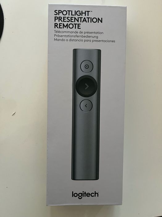 Презентатор Logitech Spotlight Presentation Remote