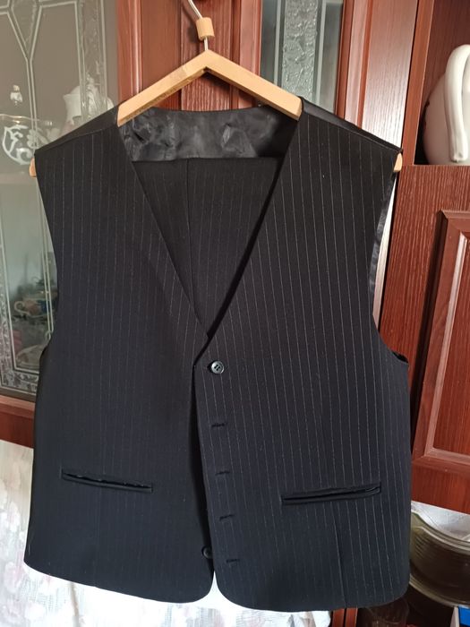 Мужской костюм брюки и жакет