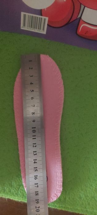 Продам детскую обувь