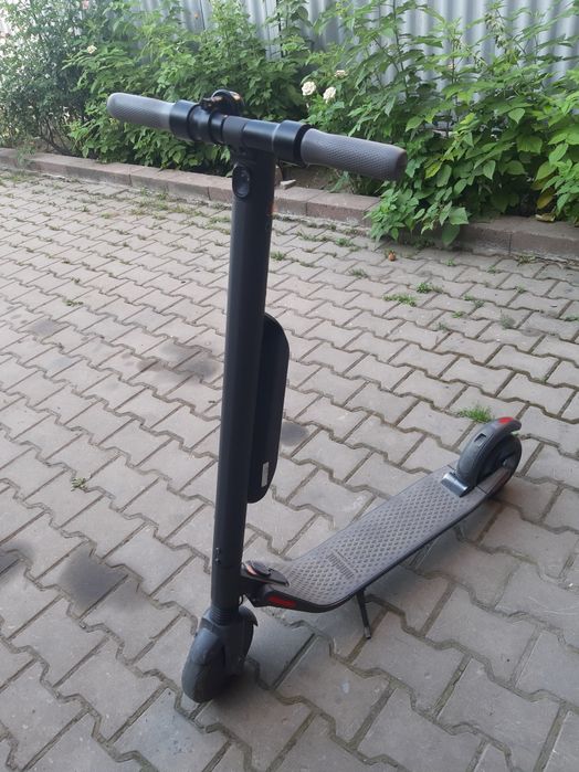 Самокат Ninebot KickScooter ES4 темно-серый