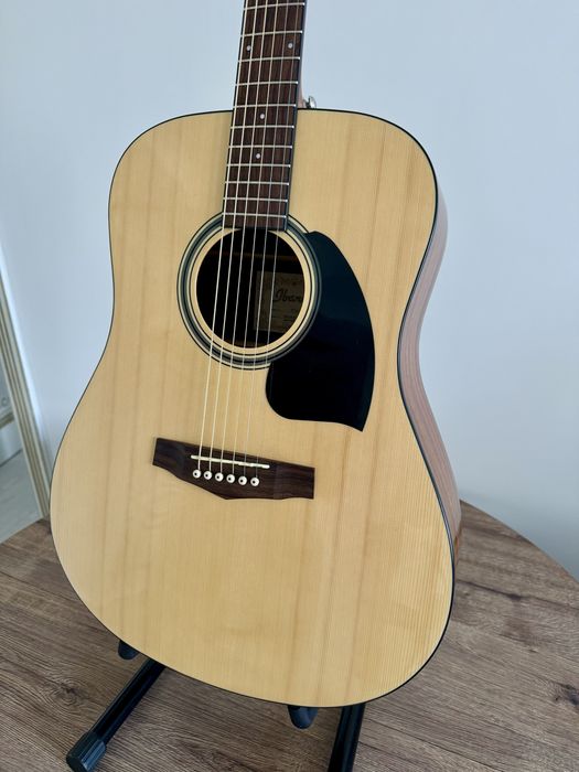 Ibanez PF18 акустикалық гитара, кәсіби реттелген