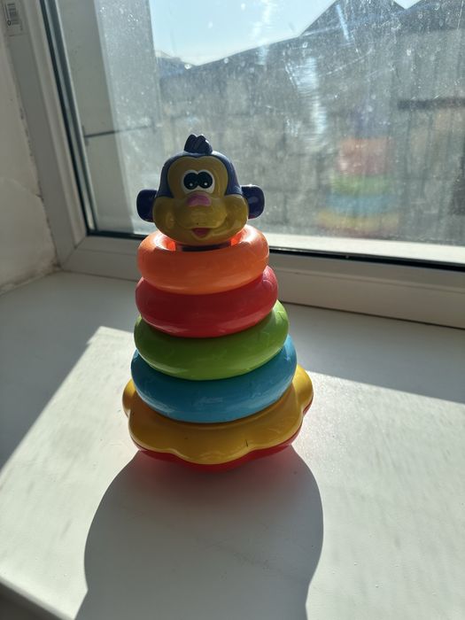 Продам игрушки разные