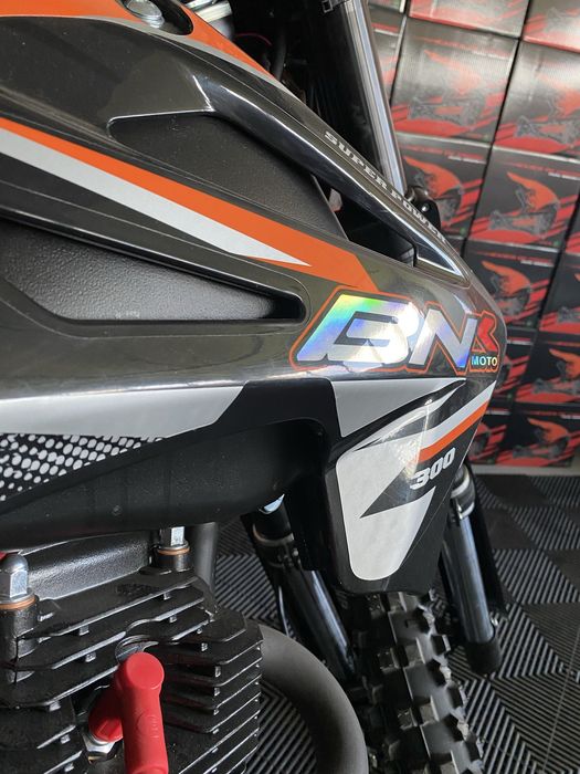Bnk Enduro moto cross 300cc 4 t nou cu garantie si livrare