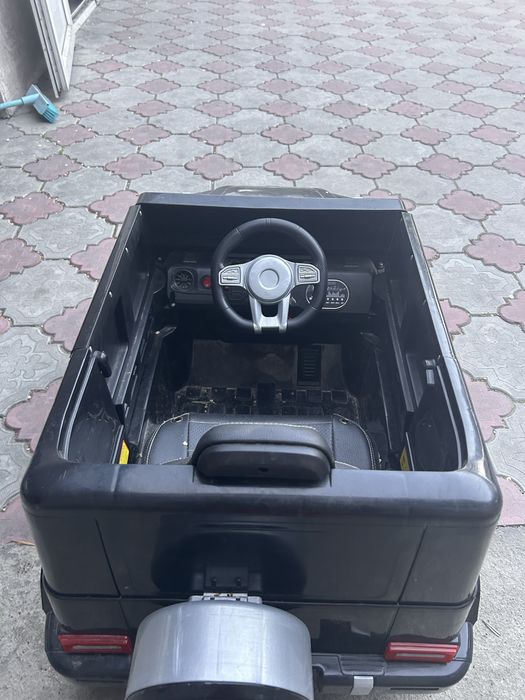 Детская электромашина Гелен