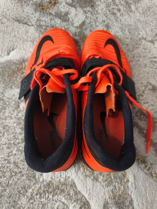 Обувки за вдигане на тежести Nike Romaleos 3