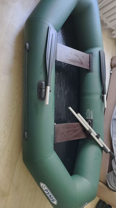 Продам лодку 2 местная