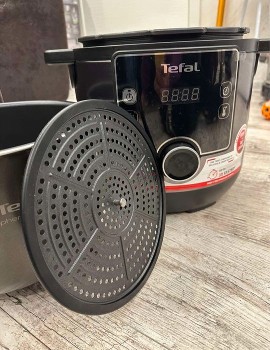 Милтикукър и Еърфрайър