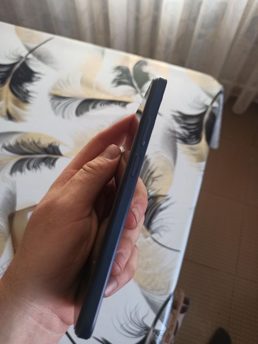Продам телефон Oppo A17