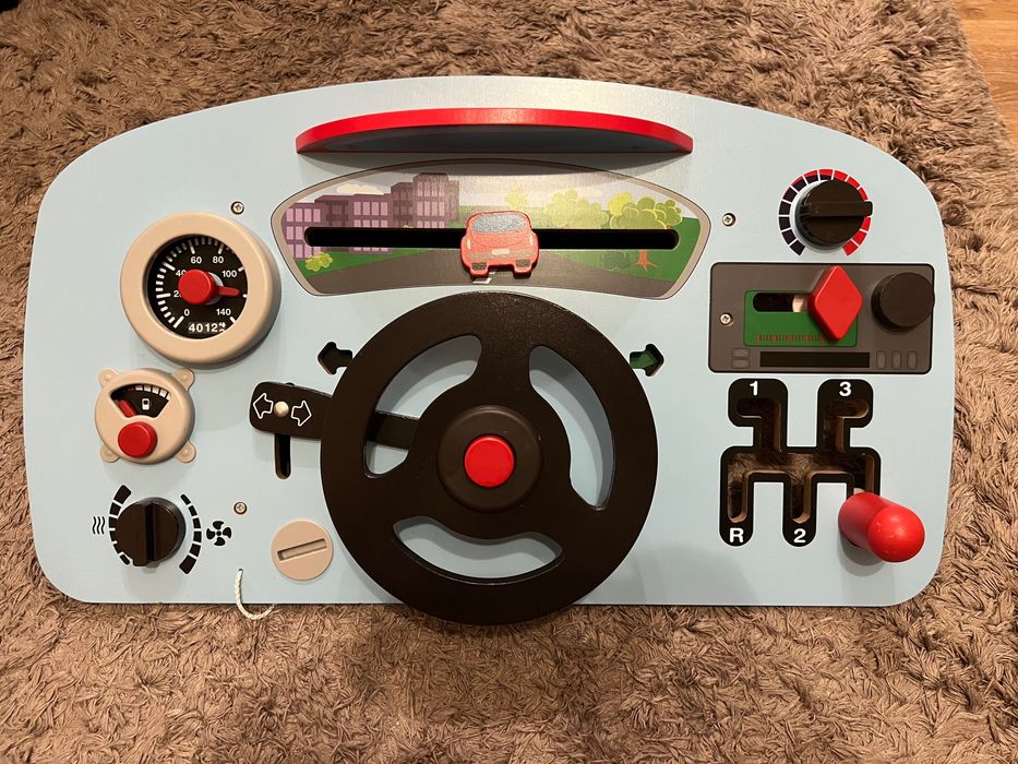 Детски дървен сушилник с щипки