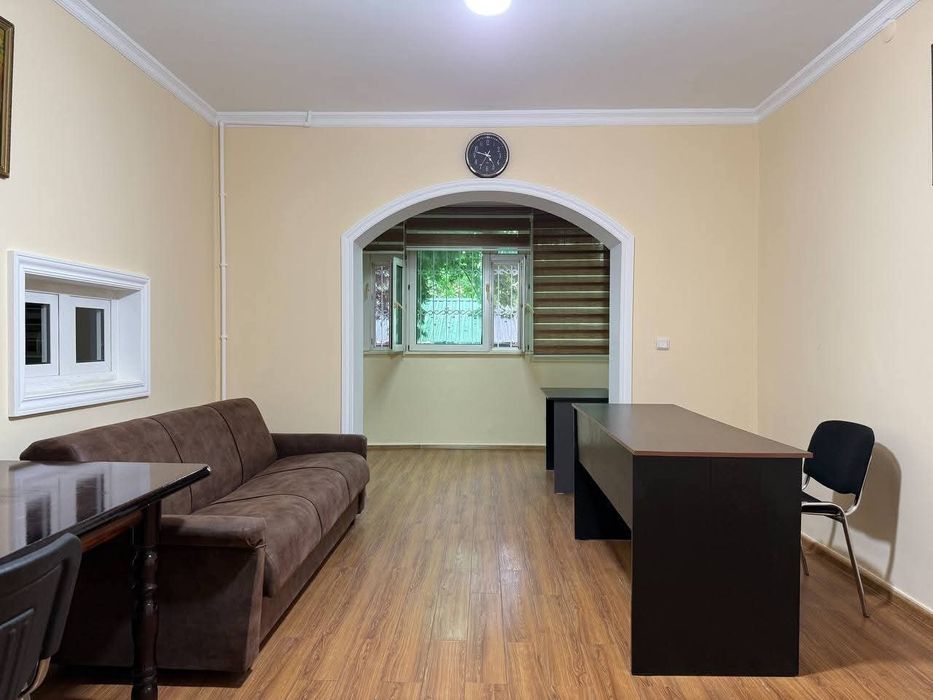 Офис (154 м²) на ул. Нукус